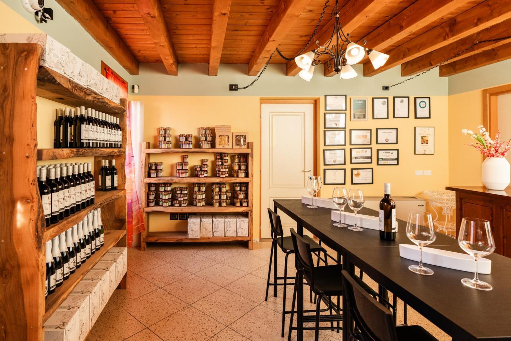Agriturismo Dei Grippi Sona Bagian luar foto