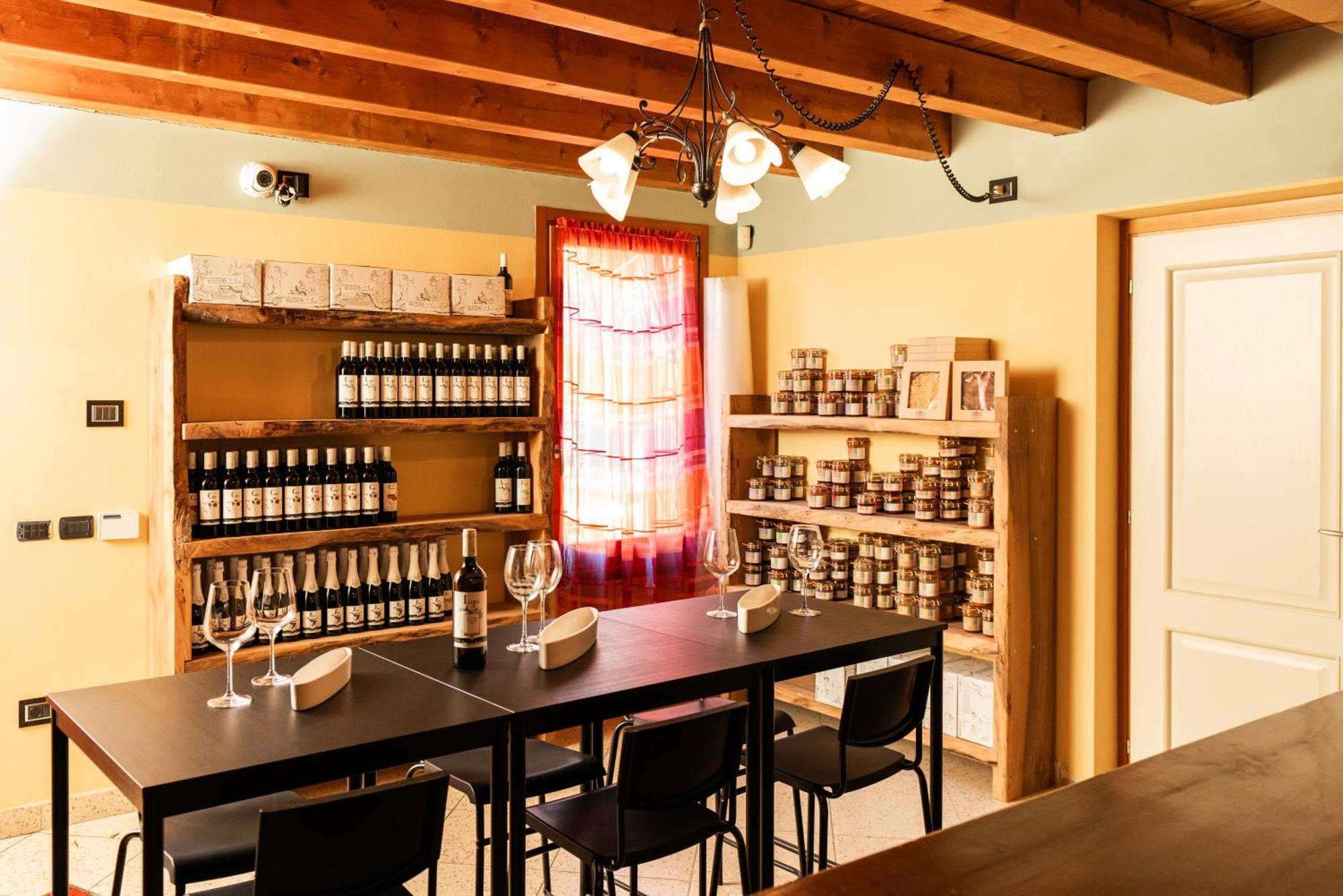 Agriturismo Dei Grippi Sona Bagian luar foto