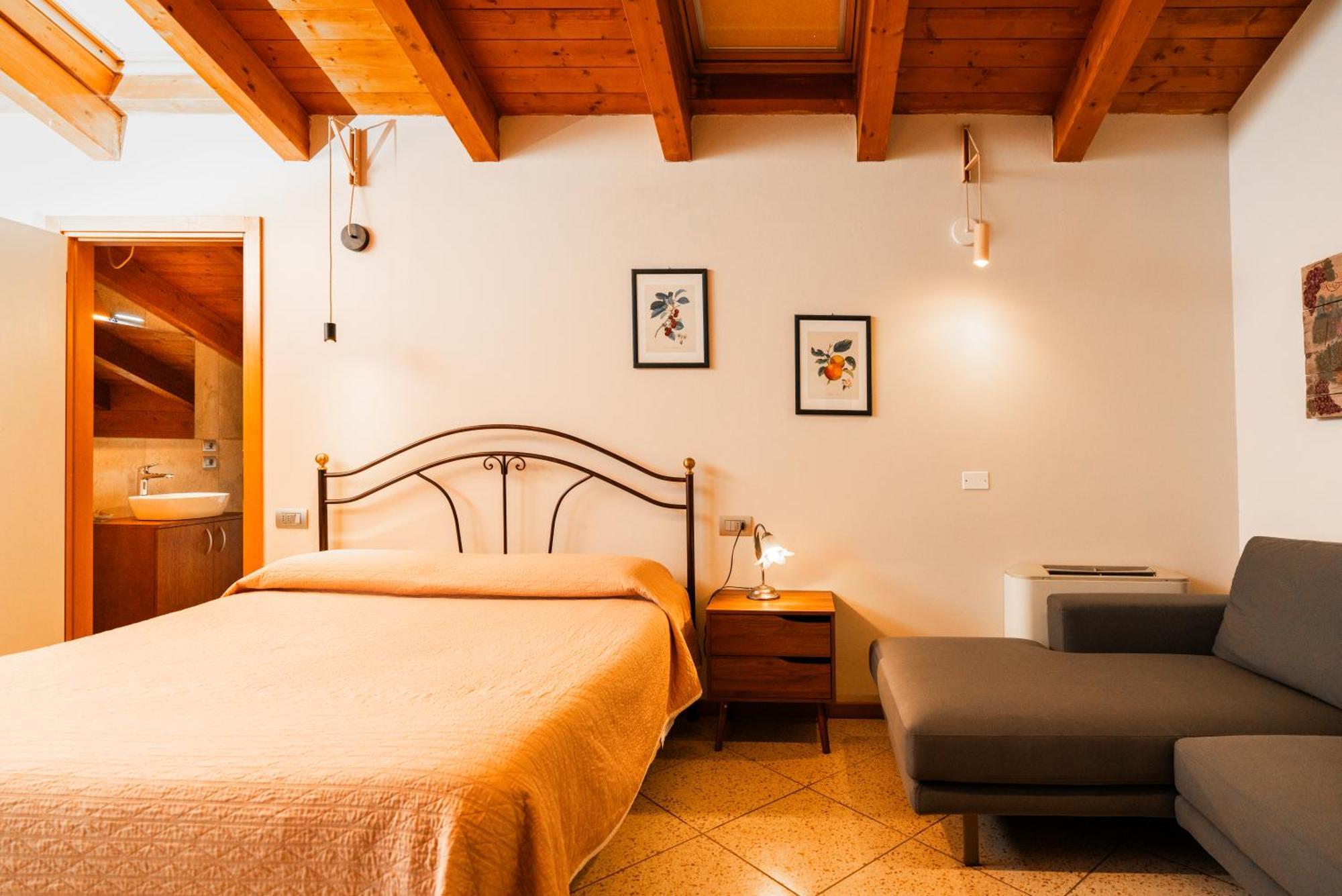 Agriturismo Dei Grippi Sona Bagian luar foto