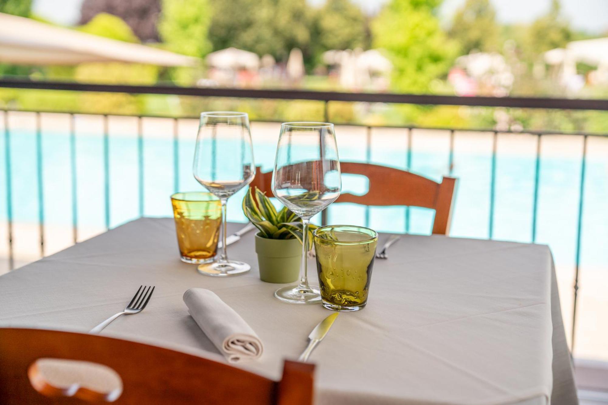 Agriturismo Dei Grippi Sona Bagian luar foto
